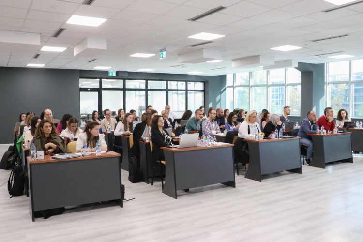 Тродневната работилница во организација на Македонското актуарско здружение со работен наслов „Модели  на резервирање и нивна валидација” беше одлична можност за стекнување нови знаења и размена на искуства меѓу актуарите од регионот.